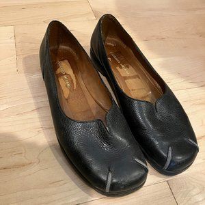 Antonio Melani flats